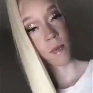 Meet your Posher, Elliott